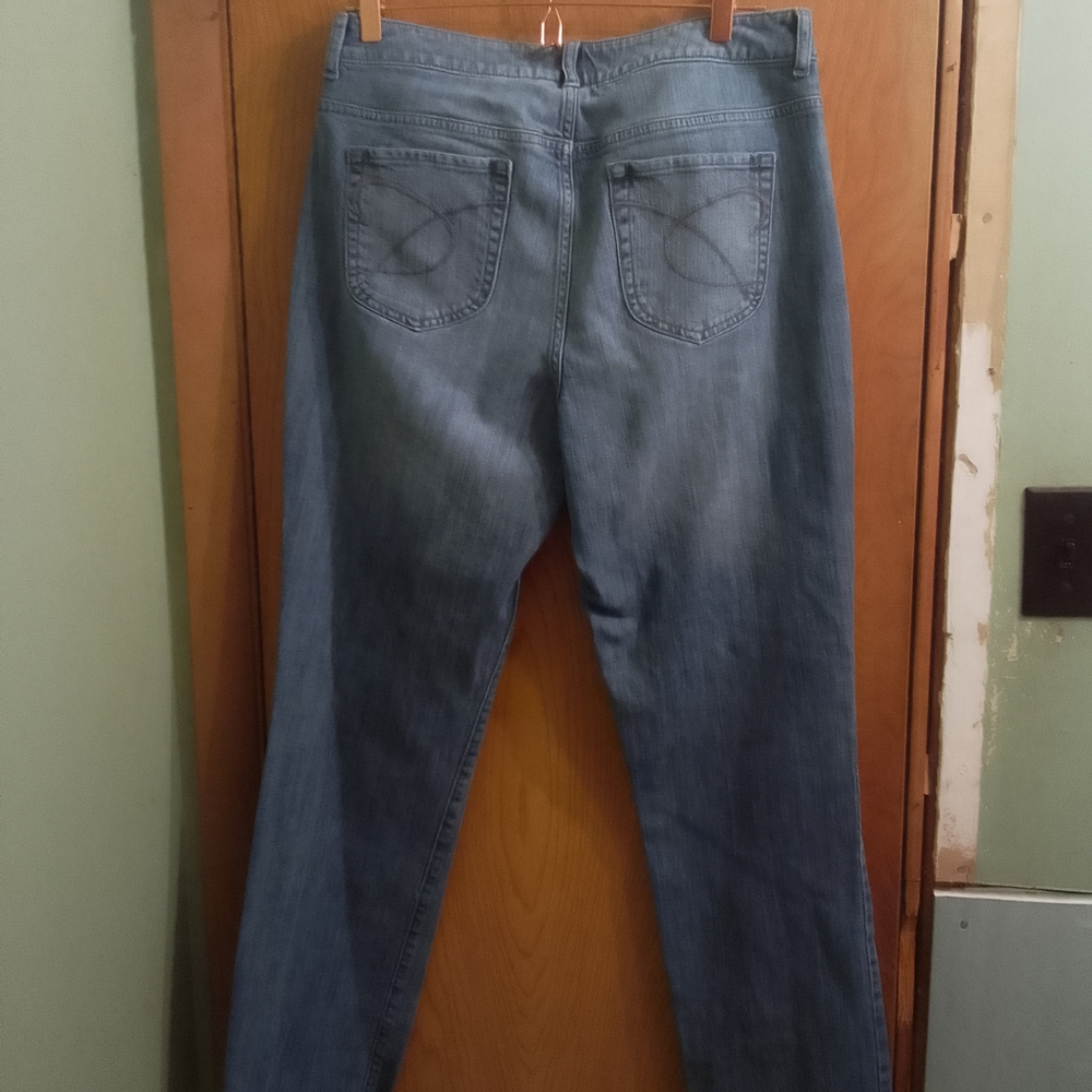 Classic Straight Leg Women's Chico Platinum Denim Jeans Size 2 Regular Inseam 31